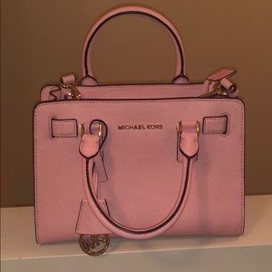 Michael Kors satchel bag (pink)!!!!